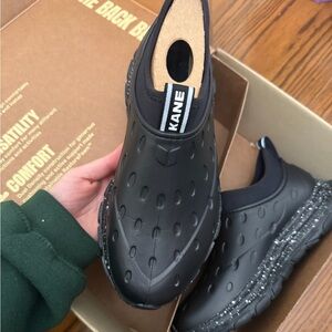 Unisex Kane Black Athletic Slip-On Shoes